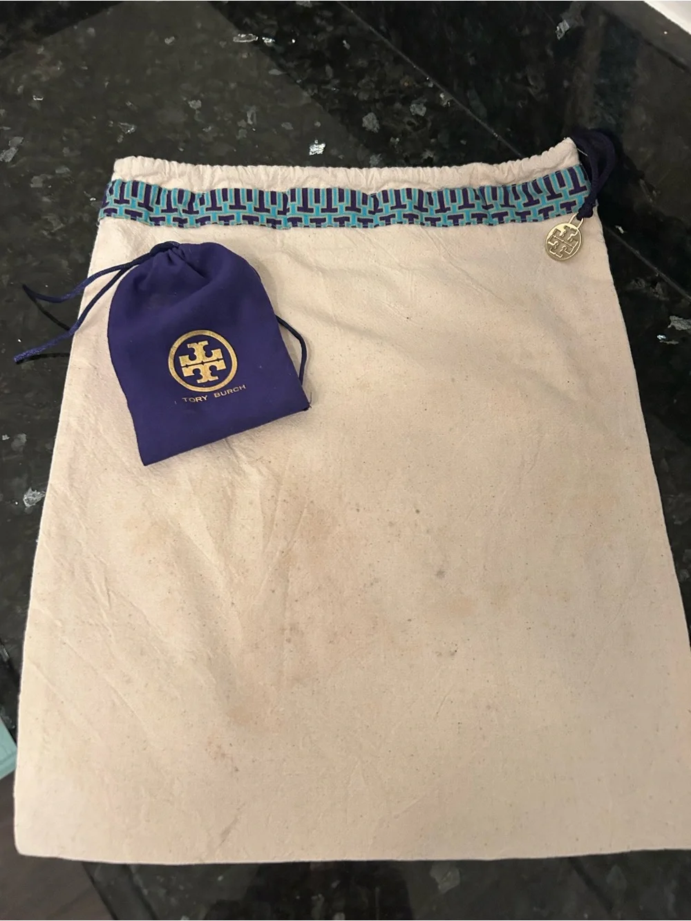 Tory Burch Drawstring Pouches with Gold  Logo 🩷Bundle 2 items save 10%💜